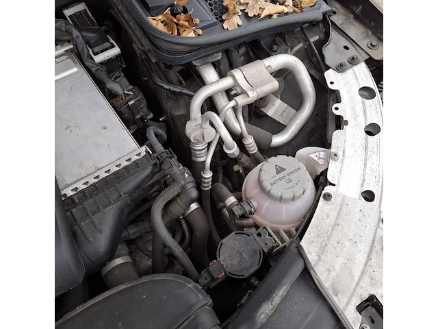 Personenauto mercedes-benz, c-klassse 350e, beige, bouwjaar 2015 - afbeelding 11 van  50