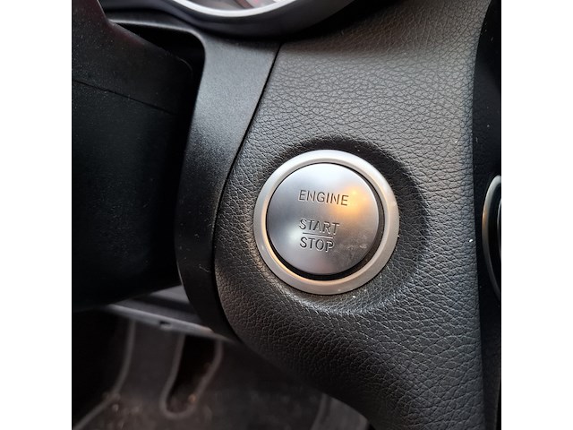 Personenauto mercedes-benz, c-klassse 350e, beige, bouwjaar 2015 - afbeelding 22 van  50