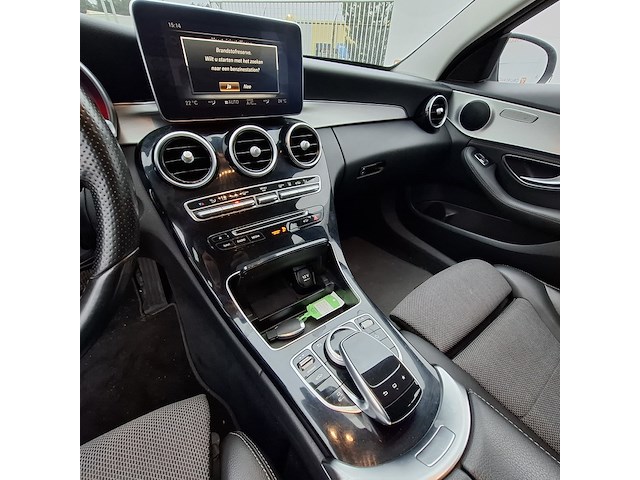 Personenauto mercedes-benz, c-klassse 350e, beige, bouwjaar 2015 - afbeelding 28 van  50