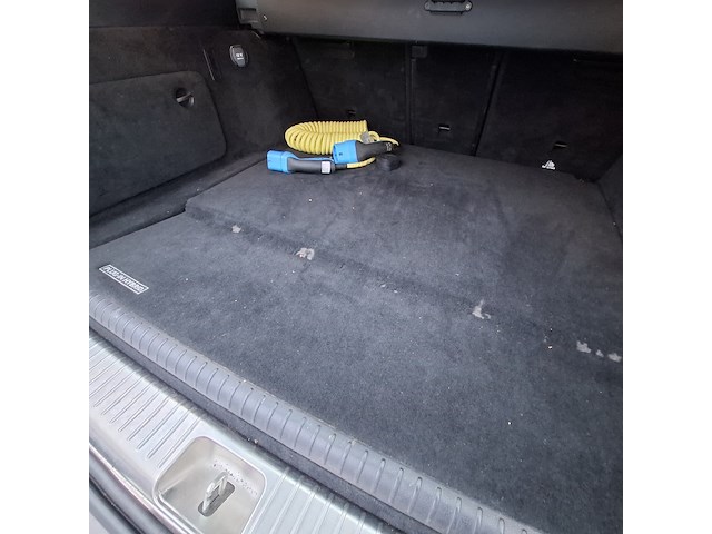 Personenauto mercedes-benz, c-klassse 350e, beige, bouwjaar 2015 - afbeelding 32 van  50