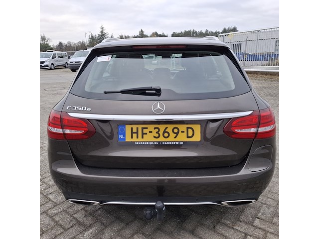 Personenauto mercedes-benz, c-klassse 350e, beige, bouwjaar 2015 - afbeelding 47 van  50