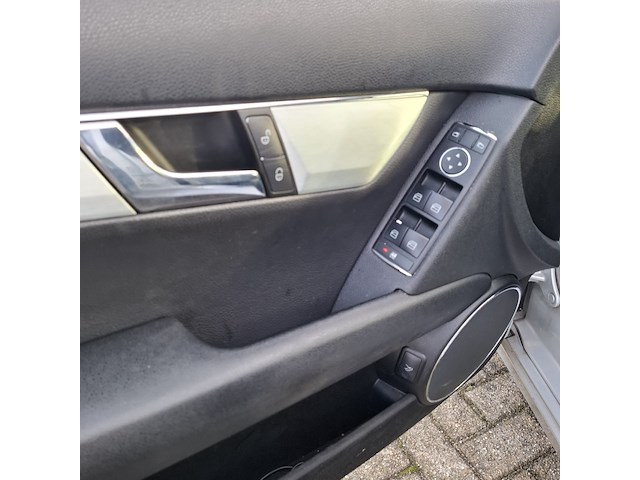 Personenauto mercedes-benz, c200 kompressor avantgarde, grijs, bouwjaar 2007 - afbeelding 19 van  46