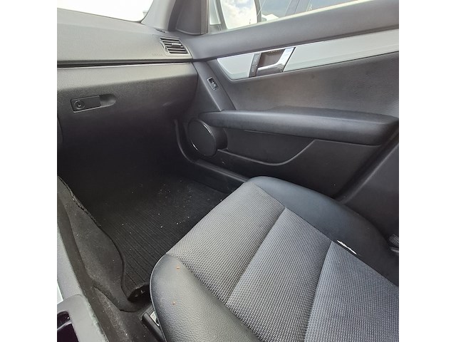 Personenauto mercedes-benz, c200 kompressor avantgarde, grijs, bouwjaar 2007 - afbeelding 33 van  46