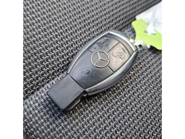 Personenauto mercedes-benz, c200 kompressor avantgarde, grijs, bouwjaar 2007 - afbeelding 35 van  46