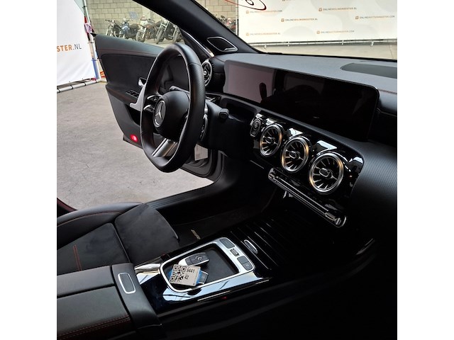 Personenauto, mercedes benz, cla 200, 200 amg line, 2024 - afbeelding 49 van  72