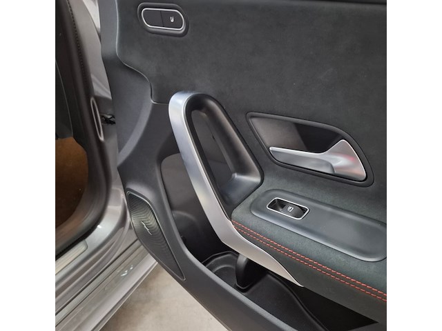 Personenauto, mercedes benz, cla 200, 200 amg line, 2024 - afbeelding 53 van  72
