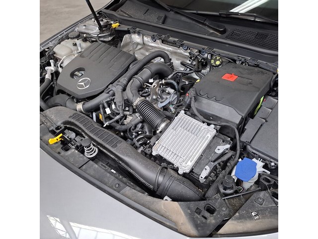 Personenauto, mercedes benz, cla 200, 200 amg line, 2024 - afbeelding 61 van  72