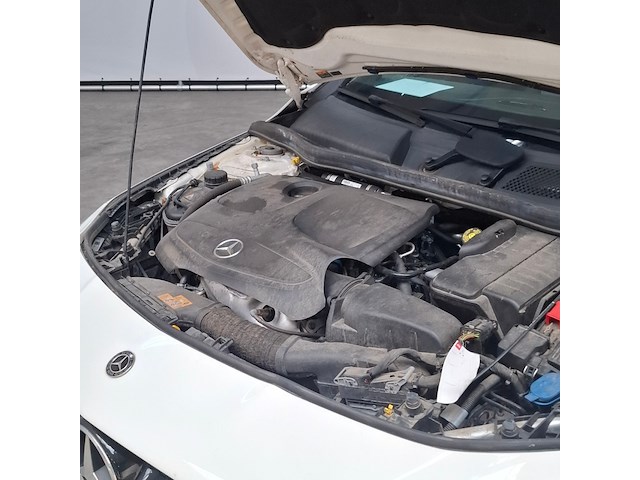 Personenauto, mercedes-benz, cla-klasse 180, 2018 - afbeelding 60 van  79