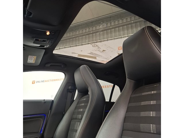 Personenauto, mercedes-benz, cla-klasse 180, 2018 - afbeelding 39 van  79