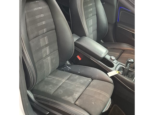 Personenauto, mercedes-benz, cla-klasse 180, 2018 - afbeelding 57 van  79