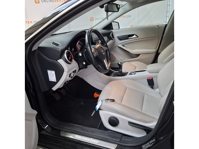 Personenauto, mercedes-benz, cla-klasse, 180 blueeff. edition, 2013 - afbeelding 29 van  74