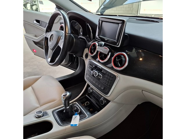 Personenauto, mercedes-benz, cla-klasse, 180 blueeff. edition, 2013 - afbeelding 53 van  74
