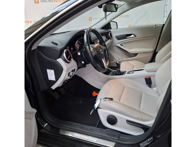 Personenauto, mercedes-benz, cla-klasse, 180 blueeff. edition, 2013 - afbeelding 29 van  74