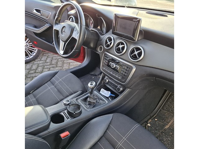 Personenauto, mercedes-benz, cla-klasse, 180 edition 1, 2013 - afbeelding 4 van  16