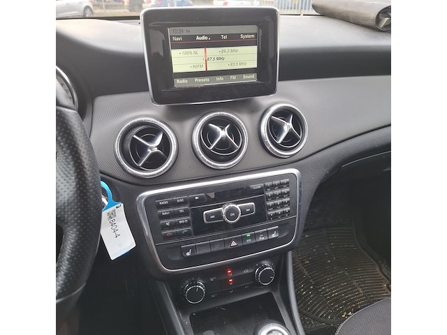 Personenauto mercedes-benz, cla-klasse 180, rood, bouwjaar 2013 - afbeelding 16 van  50