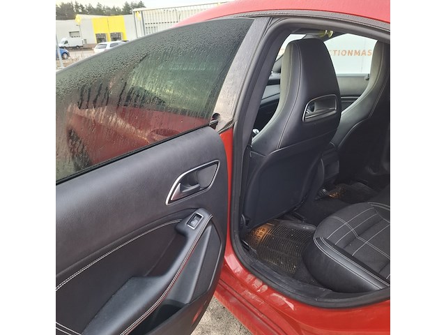 Personenauto mercedes-benz, cla-klasse 180, rood, bouwjaar 2013 - afbeelding 25 van  50
