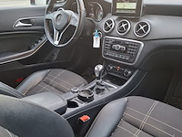 Personenauto mercedes-benz, cla-klasse 180, rood, bouwjaar 2013 - afbeelding 30 van  50