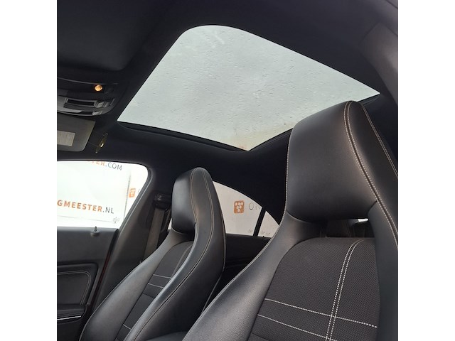 Personenauto mercedes-benz, cla-klasse 180, rood, bouwjaar 2013 - afbeelding 41 van  50