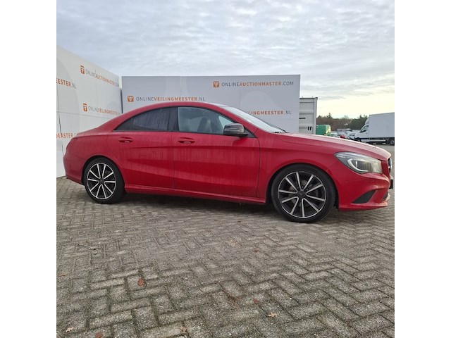 Personenauto mercedes-benz, cla-klasse 180, rood, bouwjaar 2013 - afbeelding 34 van  50
