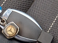 Personenauto mercedes-benz, cla-klasse 180, rood, bouwjaar 2013 - afbeelding 46 van  50