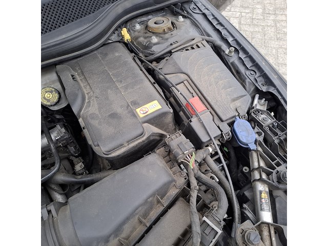 Personenauto, mercedes-benz, cla-klasse 200, 2015 - afbeelding 10 van  42