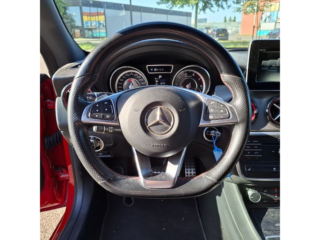 Personenauto, mercedes-benz, cla-klasse, amg 45 4matic, rood, 2015 - afbeelding 15 van  84