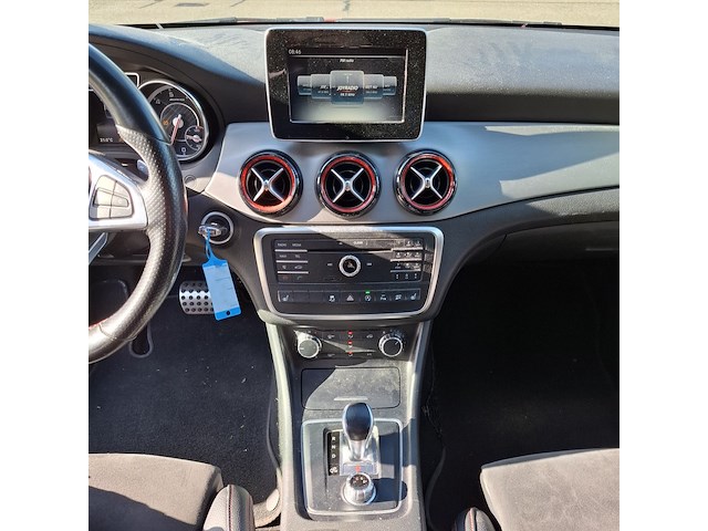Personenauto, mercedes-benz, cla-klasse, amg 45 4matic, rood, 2015 - afbeelding 18 van  84