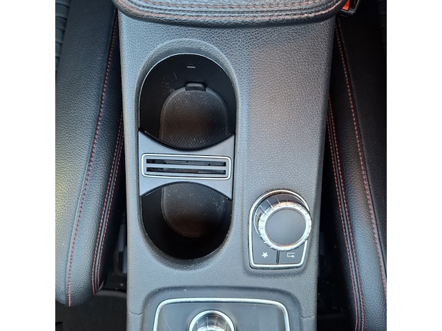 Personenauto, mercedes-benz, cla-klasse, amg 45 4matic, rood, 2015 - afbeelding 28 van  84