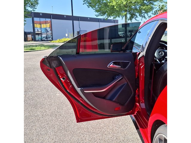 Personenauto, mercedes-benz, cla-klasse, amg 45 4matic, rood, 2015 - afbeelding 61 van  84