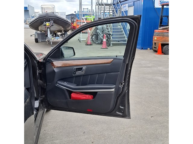 Personenauto, mercedes-benz, e 220 cdi, 2015 - afbeelding 36 van  73