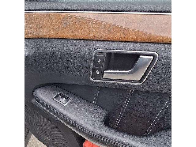Personenauto, mercedes-benz, e 220 cdi, 2015 - afbeelding 37 van  73
