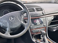 Personenauto, mercedes-benz, e-klasse, 200 cdi classic, grijs, 2004 - afbeelding 10 van  11