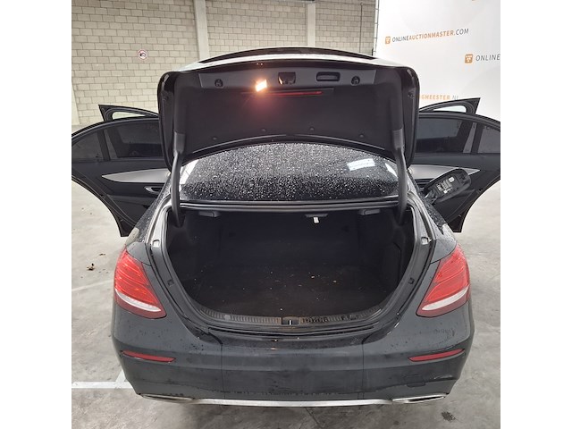 Personenauto, mercedes-benz, e-klasse, 220 d business solution amg, 2019 - afbeelding 30 van  62