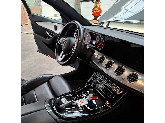 Personenauto, mercedes-benz, e-klasse 220d 4matic - afbeelding 42 van  60