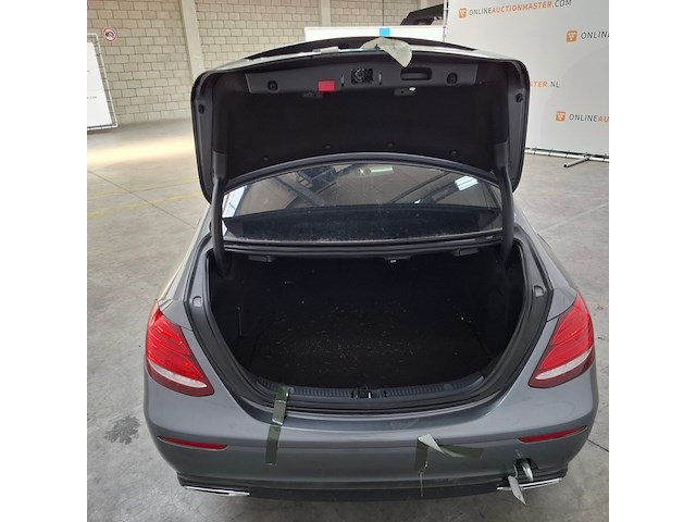 Personenauto, mercedes-benz, e-klasse 220d 4matic - afbeelding 58 van  60