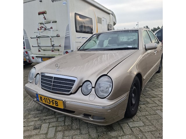 Personenauto, mercedes-benz, e-klasse 240 , 2001 - afbeelding 2 van  2