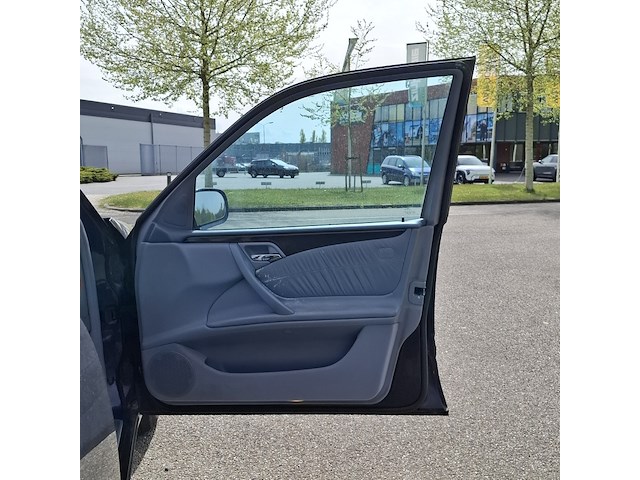 Personenauto, mercedes-benz, e-klasse, 280 avantgarde 4-matic, 2000 - afbeelding 32 van  75