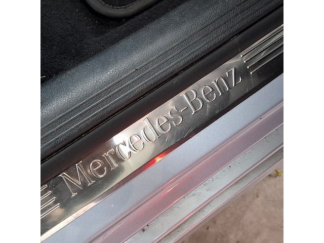 Personenauto, mercedes-benz, e-klasse 350d - afbeelding 38 van  60