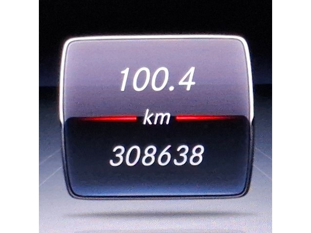 Personenauto, mercedes-benz, e-klasse 350d - afbeelding 26 van  61