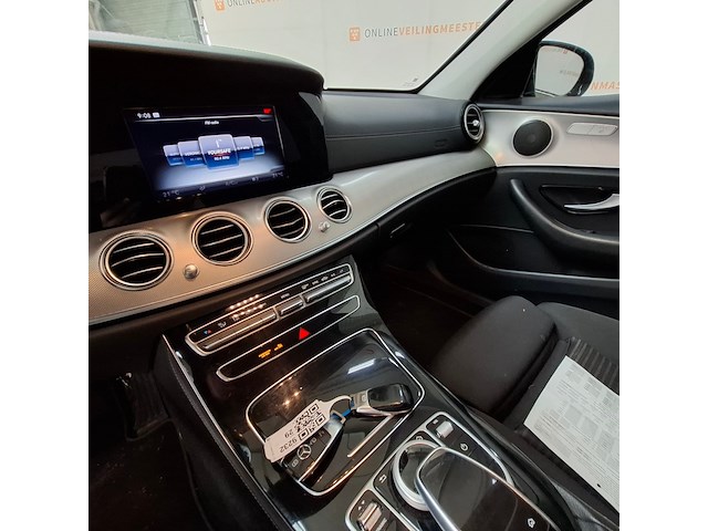 Personenauto, mercedes-benz, e-klasse 350d - afbeelding 30 van  61
