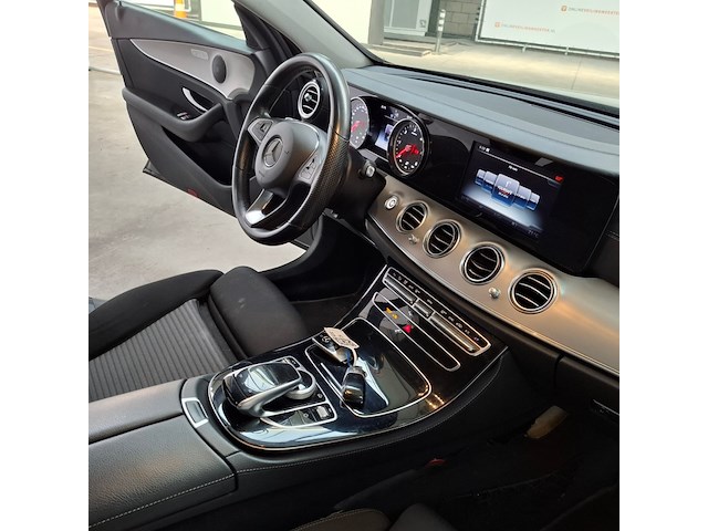 Personenauto, mercedes-benz, e-klasse 350d - afbeelding 39 van  61