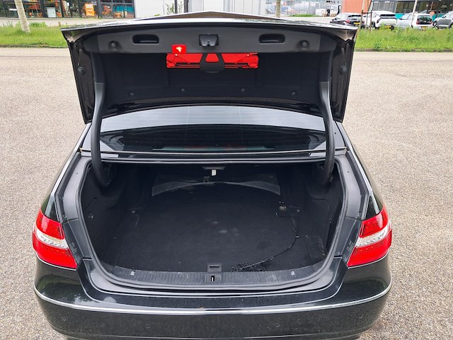 Personenauto, mercedes-benz, e-klasse, 500 avantgarde, 2011 - afbeelding 51 van  62