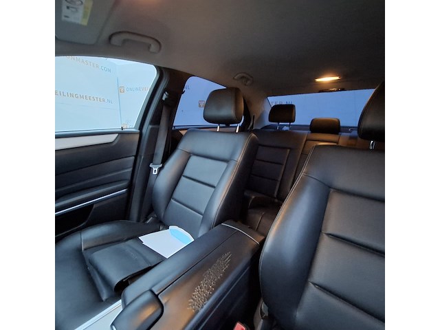 Personenauto, mercedes benz, e-klasse e200 bluetec, 2015 - afbeelding 32 van  45