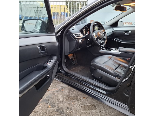 Personenauto, mercedes benz, e-klasse e200 bluetec, 2015 - afbeelding 16 van  45