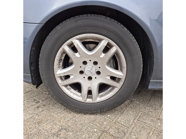 Personenauto mercedes-benz, e320, bouwjaar 2003 - afbeelding 3 van  47