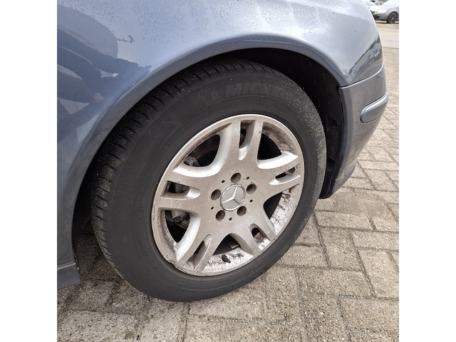 Personenauto mercedes-benz, e320, bouwjaar 2003 - afbeelding 6 van  47