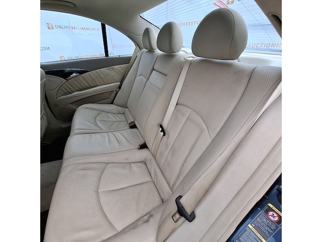 Personenauto mercedes-benz, e320, bouwjaar 2003 - afbeelding 30 van  47