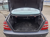 Personenauto mercedes-benz, e320, bouwjaar 2003 - afbeelding 31 van  47