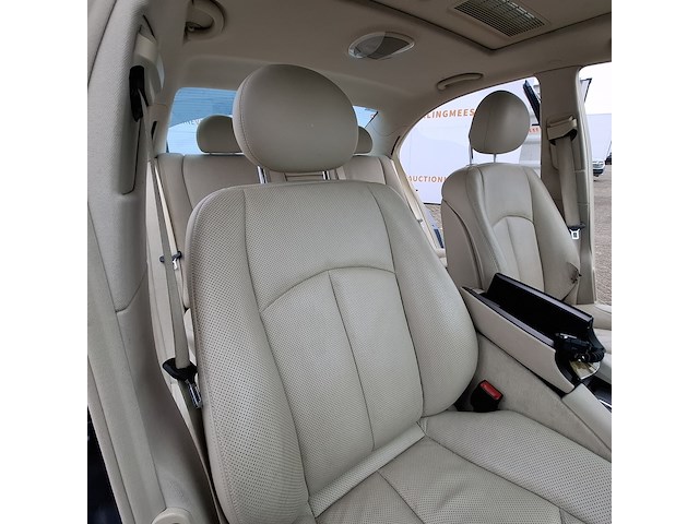 Personenauto mercedes-benz, e320, bouwjaar 2003 - afbeelding 38 van  47