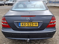 Personenauto mercedes-benz, e320, bouwjaar 2003 - afbeelding 44 van  47
